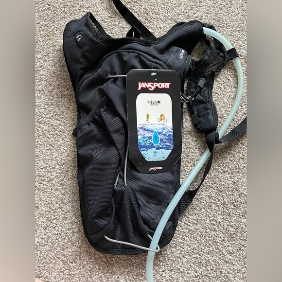 NWT Jansport black helium hydration pack - Picture 1 of 4